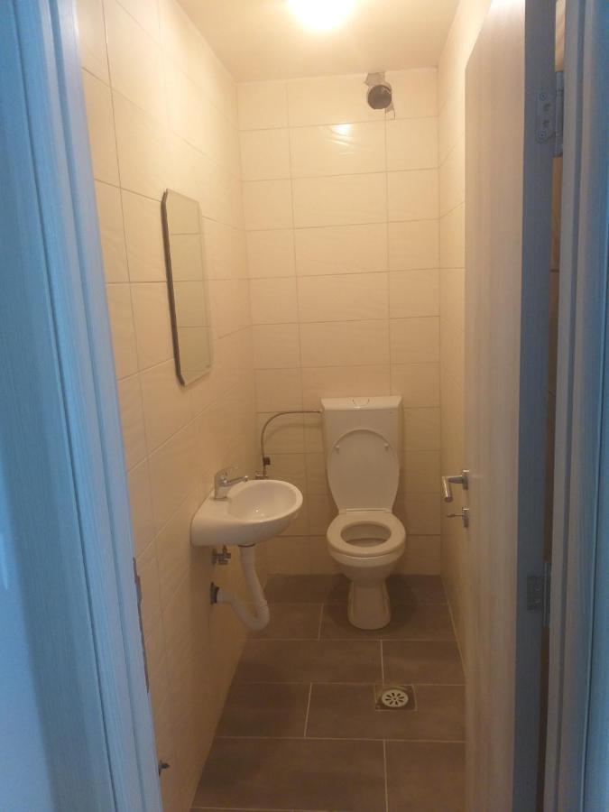 Ata Apartmani. Petrovac 外观 照片